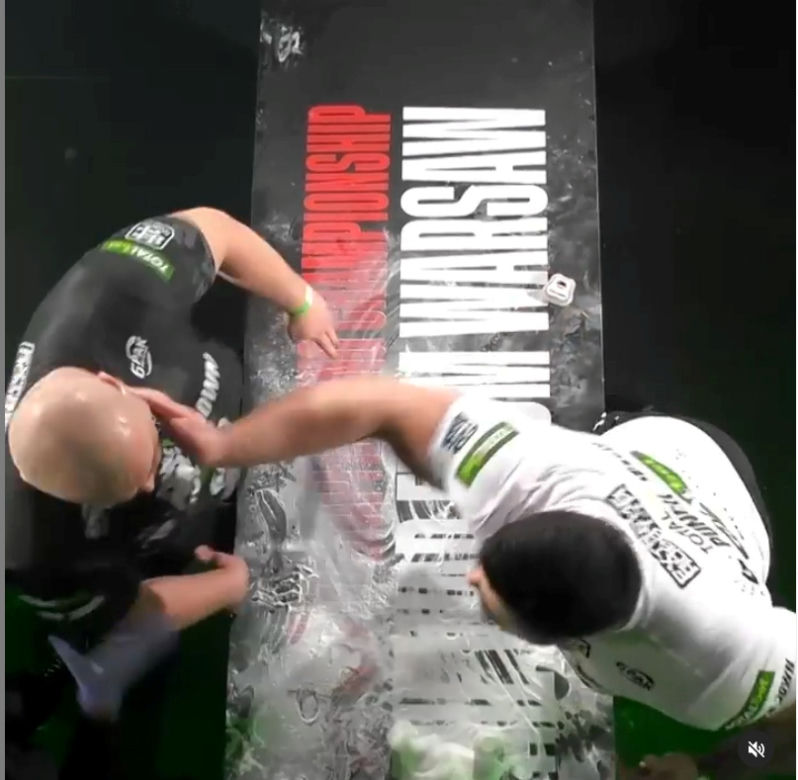 Gala PunchDown