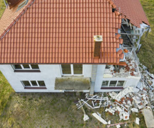 Jak zaprojektować dach odporny na ekstremalne warunki pogodowe?