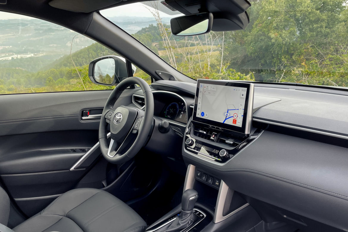 Toyota Corolla Cross - pierwsze jazdy