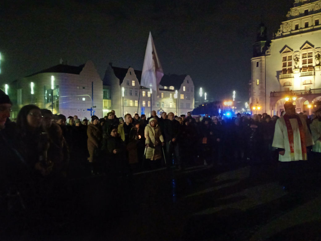 Droga krzyżowa 2024 w Poznaniu