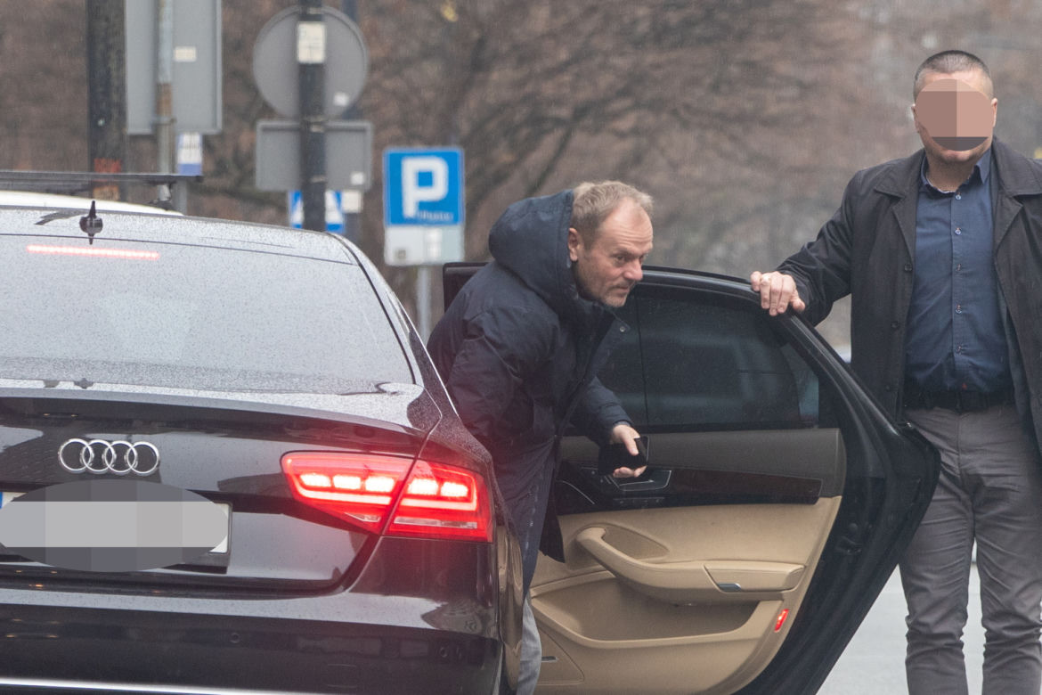 Tak na twarzy zmienił się Donald Tusk po chorobie