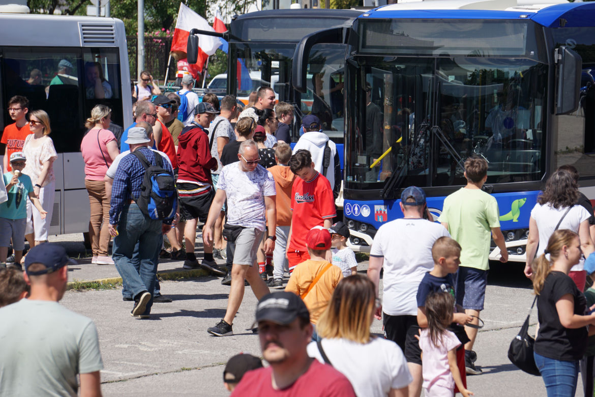 Zlot zabytkowych autobusów 2022 w Bydgoszczy [ZDJĘCIA] 