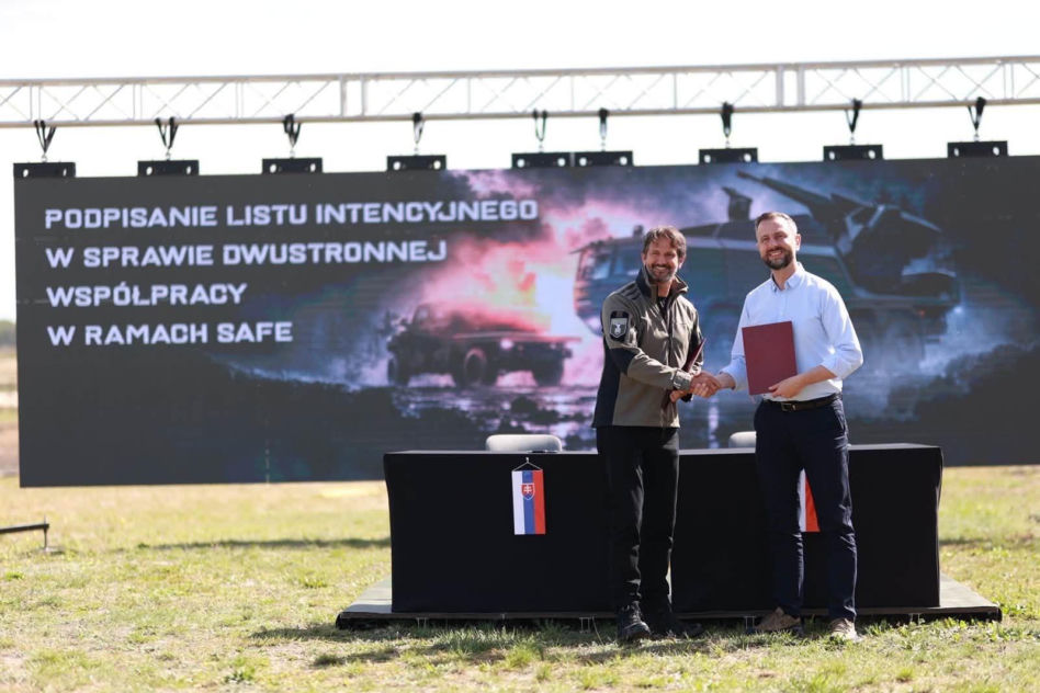 Pokaz 18. Dywizji Zmechanizowanej na nowodębskim poligonie