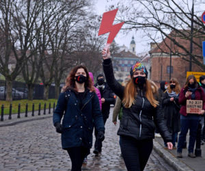 Marsze w całej Polsce! Kobiety żądają legalnej aborcji. „To nie jest koniec walki”