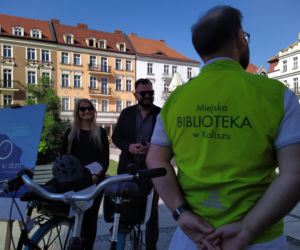 Tom w dom w Kaliszu. Książki z biblioteki z dostawą do domu