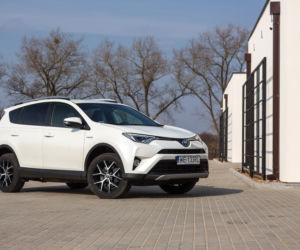 Toyota RAV4 Hybrid E-Four