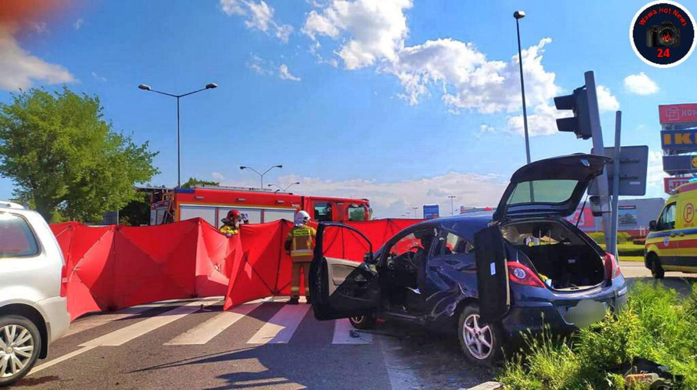 Szokujący wypadek w Jankach. W aucie była mała dziewczynka, jej matka zniknęła