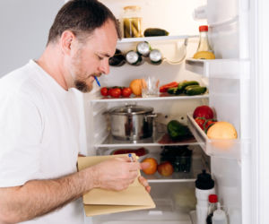 12 produktów na cholesterol według kardiologów i dietetyków. Ta lista powinna znaleźć się na każdej lodówce