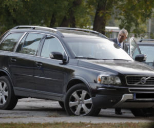 Roman Giertych jeździ Volvo XC90