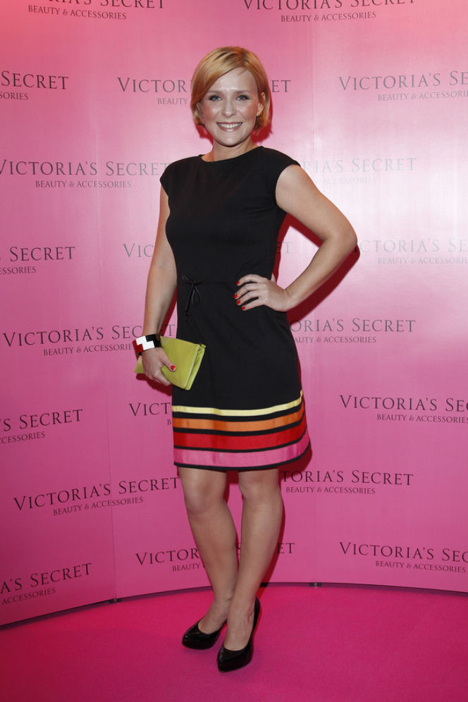 akpa20120723_victoria_secret_ae_5121