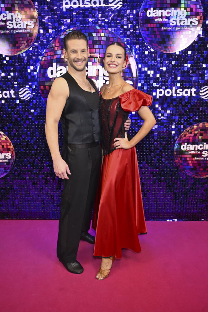 Sebastian Fabijański i Julia Suryś