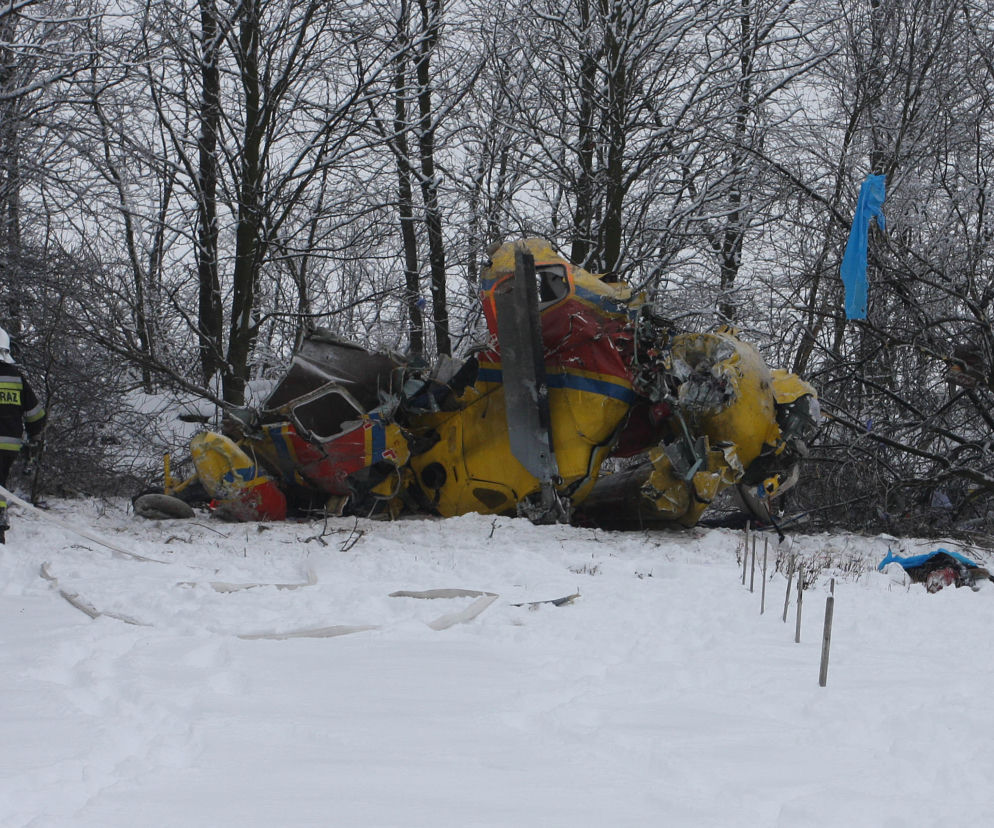 Katastrofa śmigłowca LPR po Wrocławiem. Lecieli na pomoc, roztrzaskali się o ziemię! Mija 12 lat od tragedii