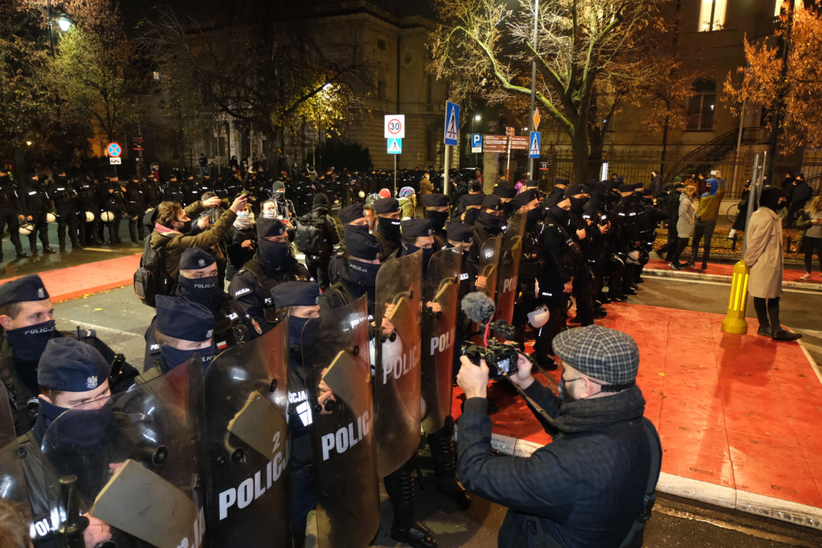 Blokada Sejmu przez Ogólnopolski Strajk Kobiet