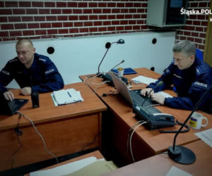Chcieli wbić na Mayday z prochami! Policja czekała na nich z psami! [ZDJĘCIA]