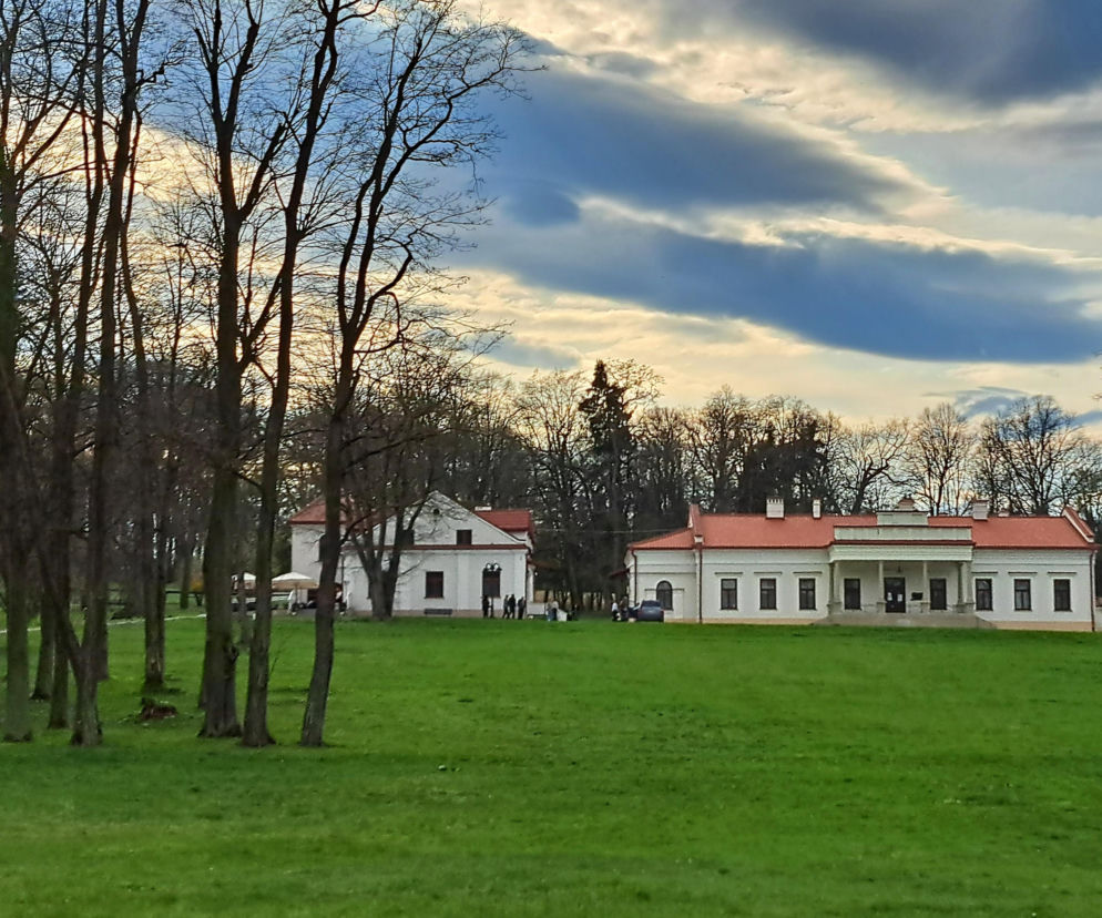 Kąśna Dolna: Od Stinga po Bonda! Centrum Paderewskiego prezentuje program i szykuje multimedialne nowości