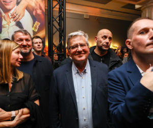 Komorowski z żoną Anną z premiery filmu Król dopalaczy