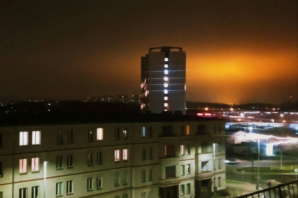 Pomarańczowa łuna nad Szczecinem