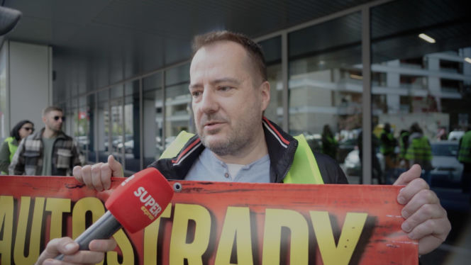 Dramat setek rodzin pod Warszawą! Nowa autostrada zburzy ich domy?! „Żyjemy na bombie”