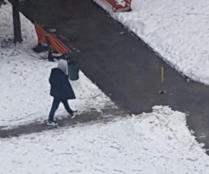 Tragedia na placu zabaw na łódzkich Bałutach! Zabójca na wolności! TRWAJĄ POSZUKIWANIA