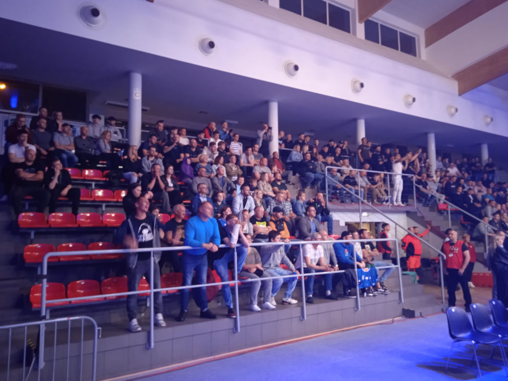 Złotów Boxing Night za nami. Emocjonujące pojedynki rozgrzały Złotów