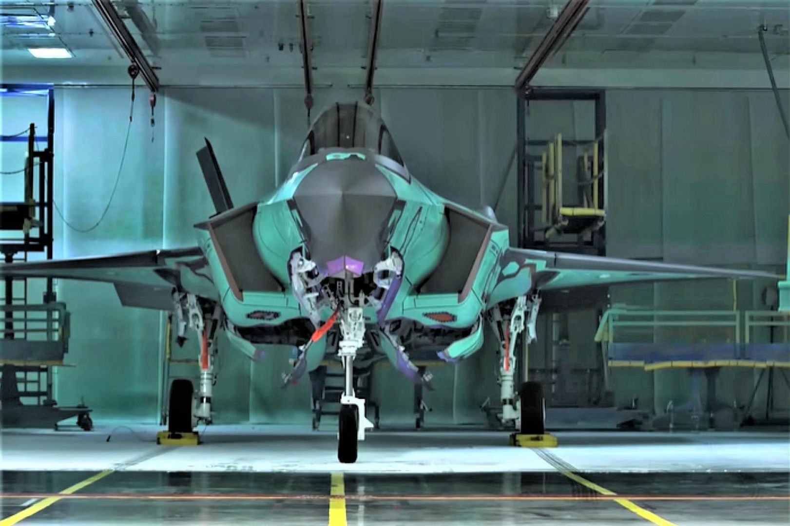 Pierwszy niemiecki F-35A opuszcza linie montażu