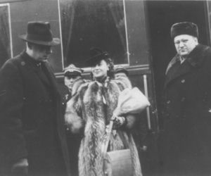 (Nie)Zapomniani. Nina Andrycz