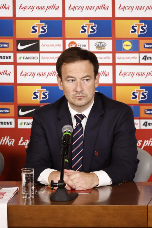 Cezary Kulesza i sekretarz Łukasz Wachowski ogłosili nowego sponsora PZPN