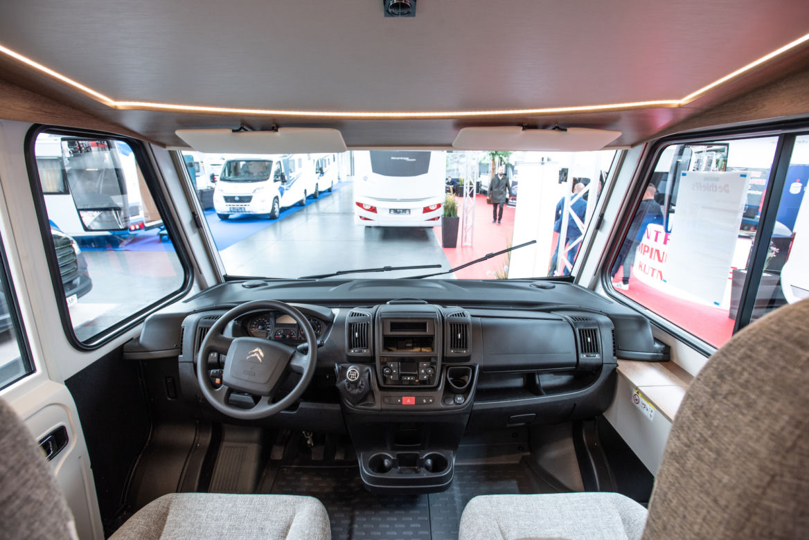 Kampery na targach Poznań Motor Show 2019