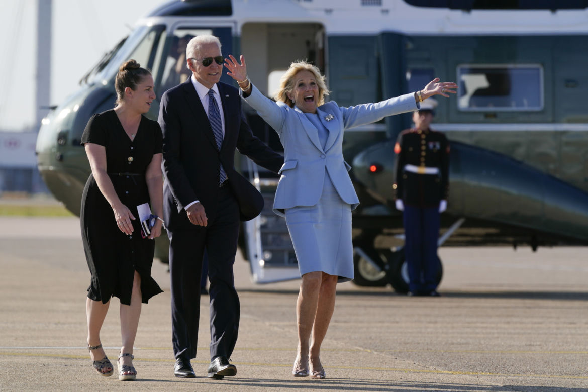 Porównanie stylu pierwszych dam: Jill Biden i Agaty Dudy. Która ubiera się lepiej?