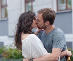 Singielka odcinek 3. Tomek (Mateusz Janicki), Sylwia (Karolina Gorczyca)