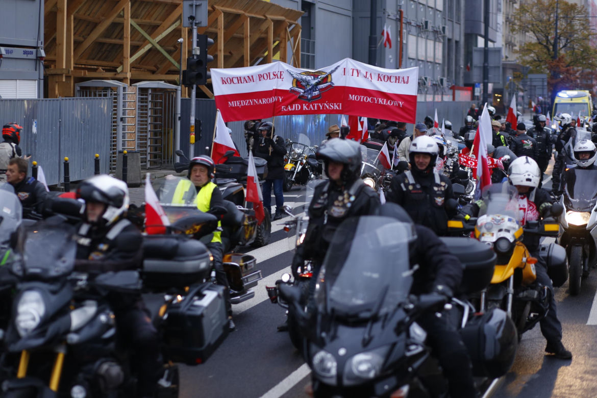 Marsz Niepodległości 2023 Warszawa. ZDJĘCIA. Tak stolica wygląda 11 listopada! GALERIA cz. 1