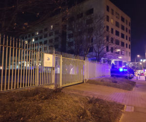 Policja ochrania ambasadę Rosji w Warszawie. Dziesiątki radiowozów