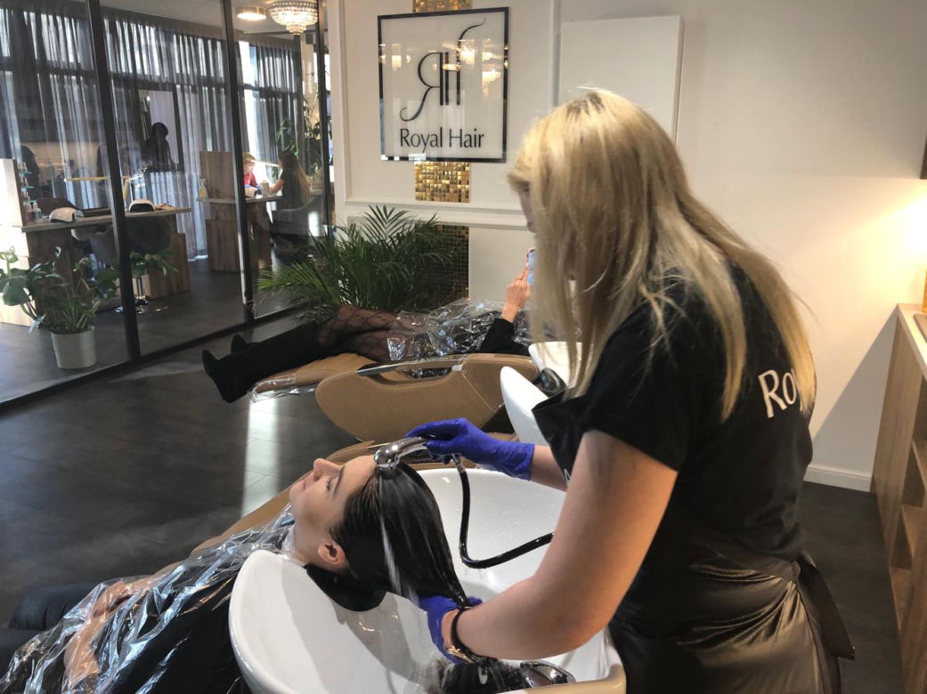 Salon