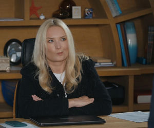 Barwy szczęścia, odcinek 3259. Karolina (Marta Dąbrowska), Bruno (Lesław Żurek)