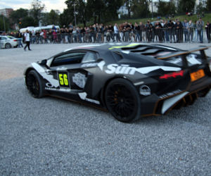 Gumball 3000 2017 w Warszawie pod Stadionem Narodowym
