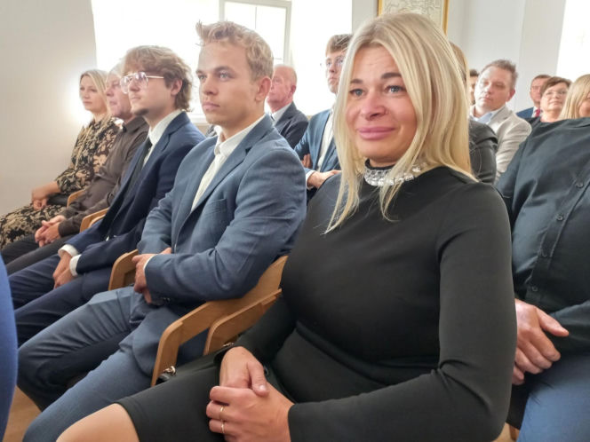Dwadzieścioro młodych zdolnych. W Lesznie wręczono Laury Oświaty