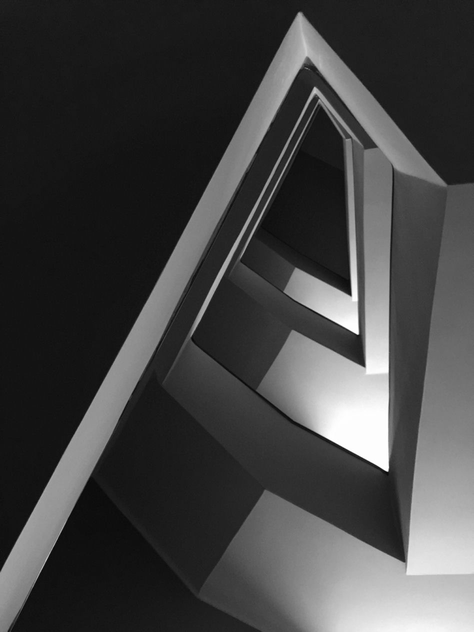 Modernistyczna architektura Gdyni w obiektywie [ZDJĘCIA]