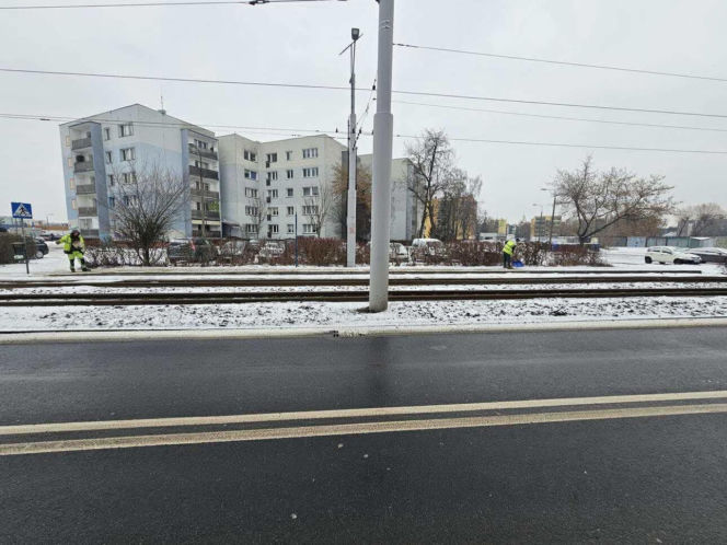 Szklanka na drogach i chodnikach. Bydgoszcz i region sparaliżowane przez marznący deszcz!