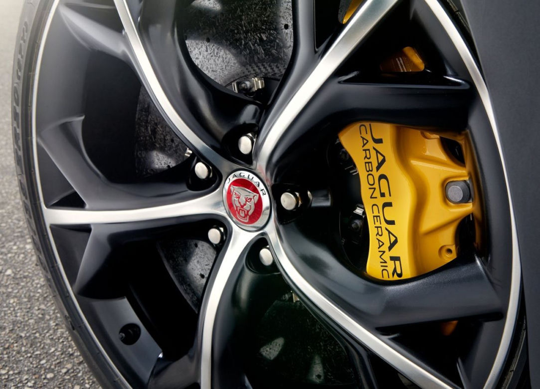 Jaguar F-Type Coupe R