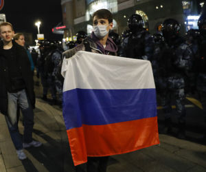 Rosjanie protestują przeciwko Putinowi! Tysiące na ulicach, aresztowania
