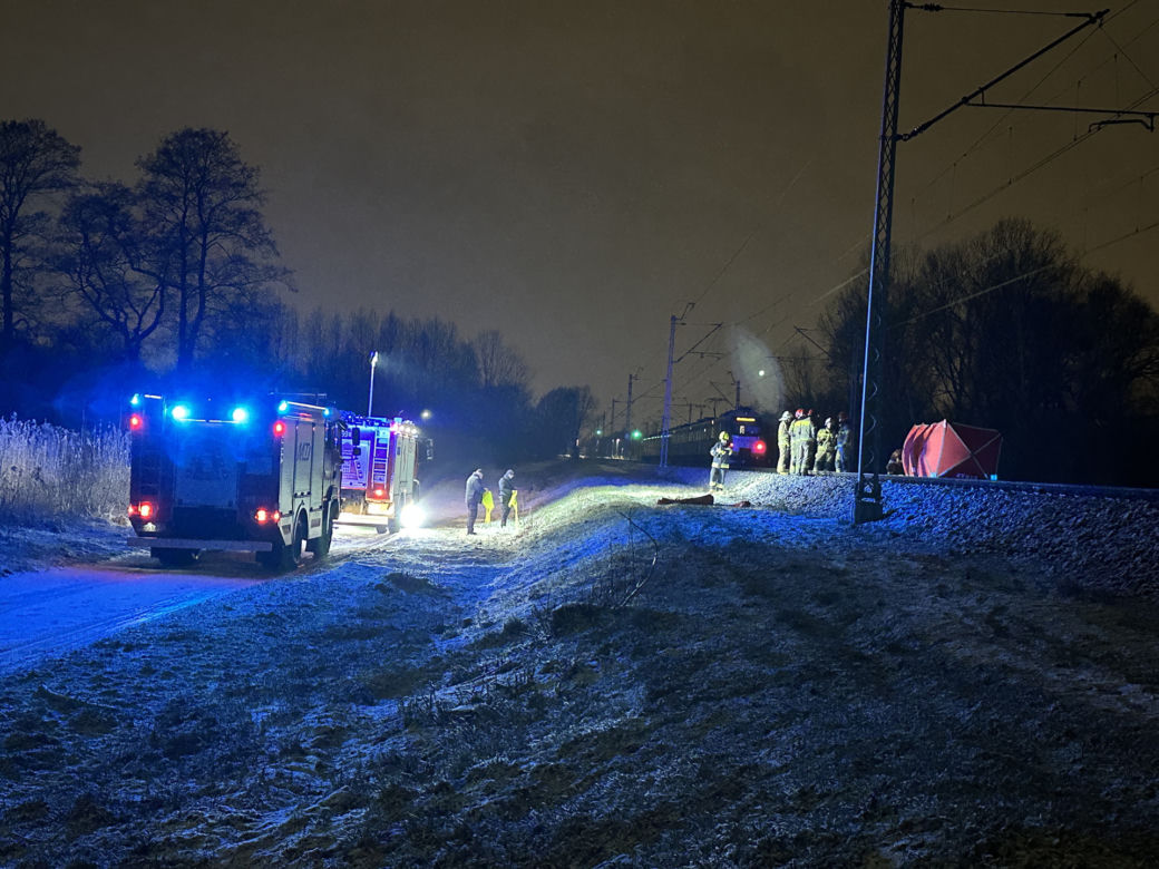 Tragedia w Ząbkach. Śmierć na torach, pieszy nie miał szans
