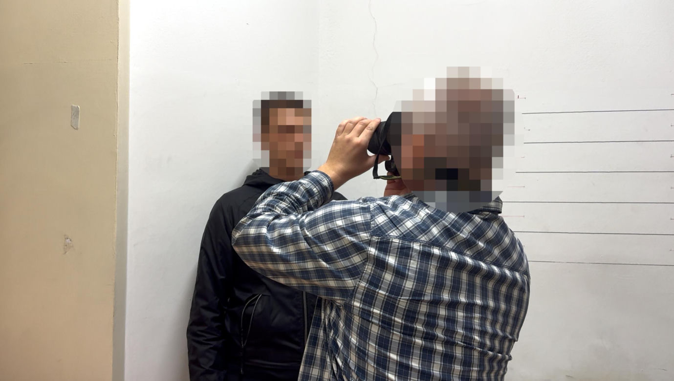 Horror pod Mostem Świętokrzyskim. 20-latek z pałką zaatakował 13-latka
