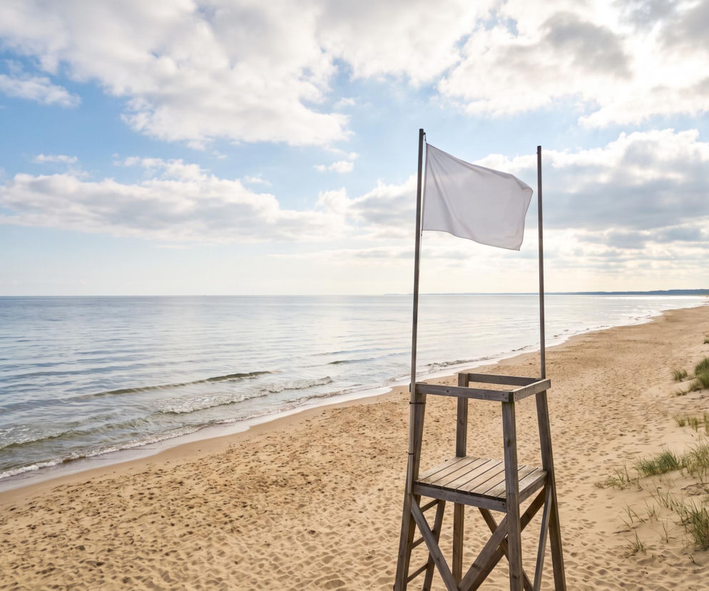 Sinice Mechelinki. Czy w Mechelinkach można się kąpać 30.08? Flaga, warunki pogodowe