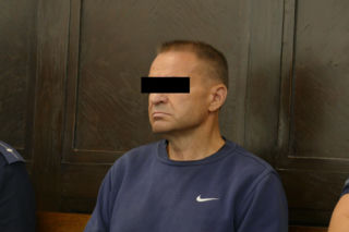 Zadał Darkowi kilkadziesiąt ciosów maczetą