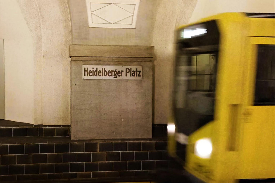 Stacja U-Bahn Heidelberger Platz w Berlinie
