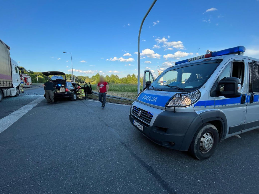 Wypadek na obwodnicy Otmuchowa. To skrzyżowanie budzi grozę! [ZDJĘCIA]