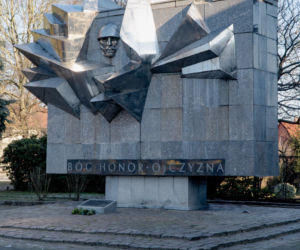 Pomnik Pamięci w Pyrzycach Sławomira Lewińskiego
