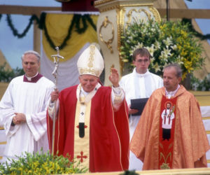Stanisław Dziwisz. Żyłem przy świętym człowieku