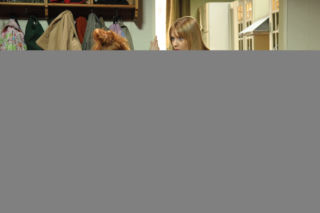Pierwsza miłość. Aśka (Paulina Gałązka), Daria (Angelika Kujawiak)