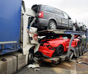 Poważny wypadek na S8 - 3 ciężarówki